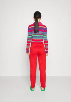 Pantalon Classique - Red -Anna Field fb9f8a0d71aa46e2a5683f969d599c6f scaled